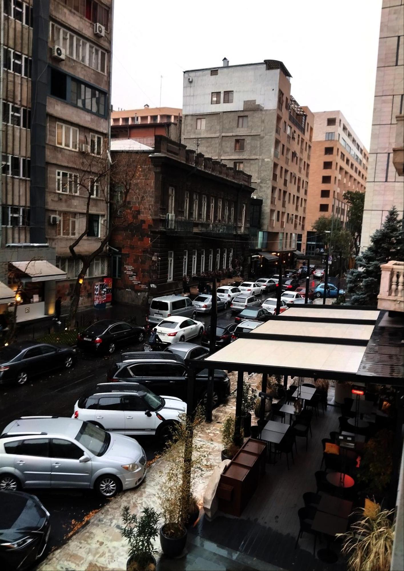 Soho Hotel City Centre Ереван Номер фото