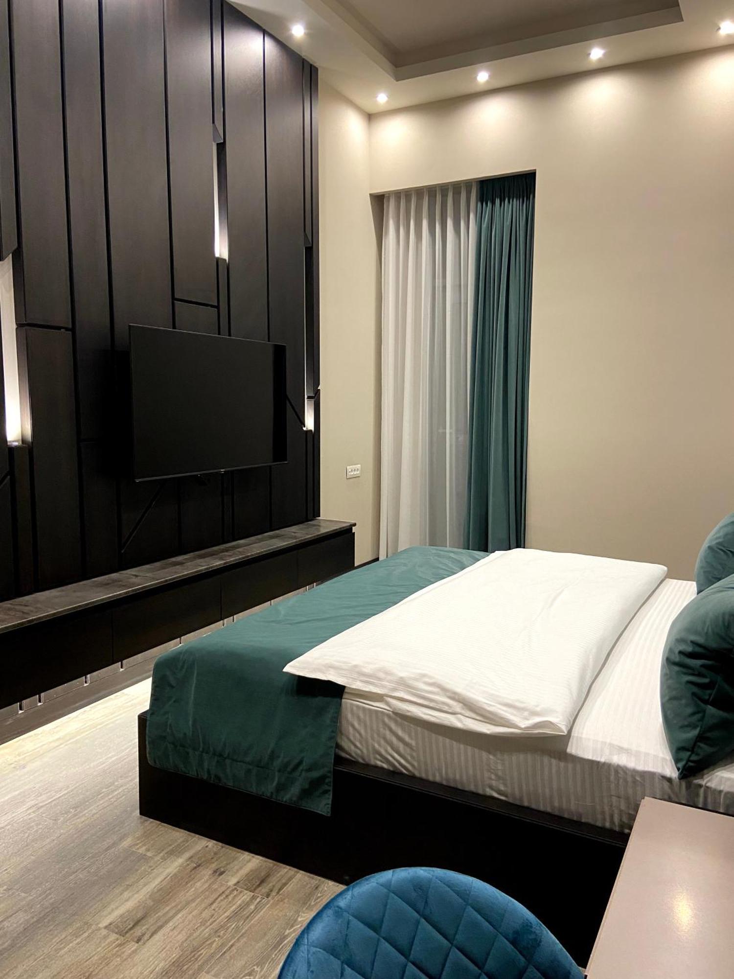 Soho Hotel City Centre Ереван Номер фото